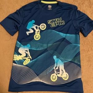 Cool boys athletic works T-shirt size 10 to 12. Stay epic
